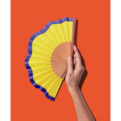 A Fan Of Lepeza Fluid Shapes